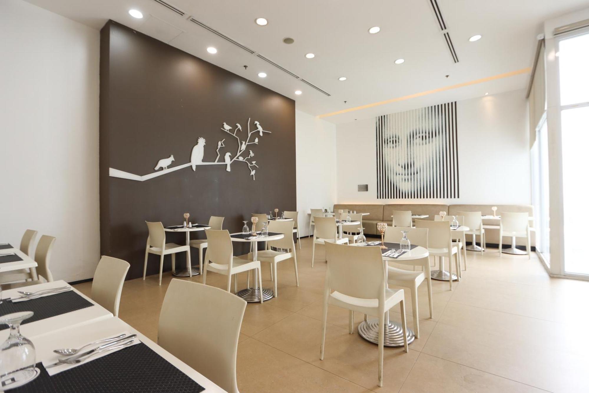 Privato Ortigas 3* Pasig City