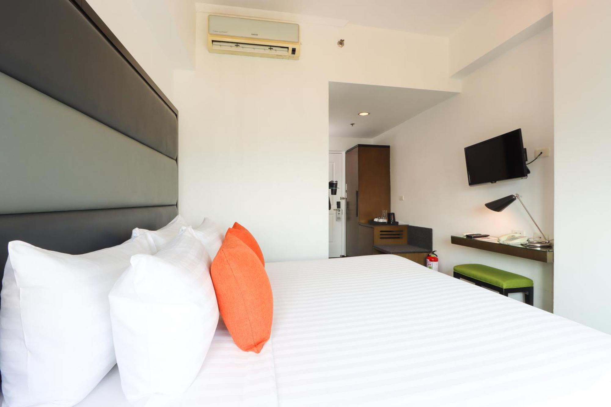 Privato Ortigas 3* Pasig City